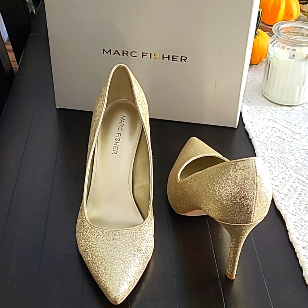 Gold dress heels